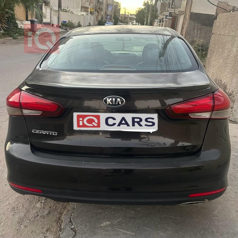كيا سيراتو